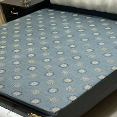 1-Piece Printed Water Proof Mattress Cover - (72 * 78 Inch (6 * 6.5) - King
