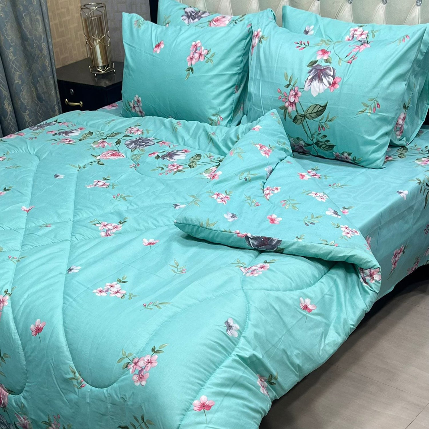 6-Piece Cotton Comforter / Vickie Razai Set