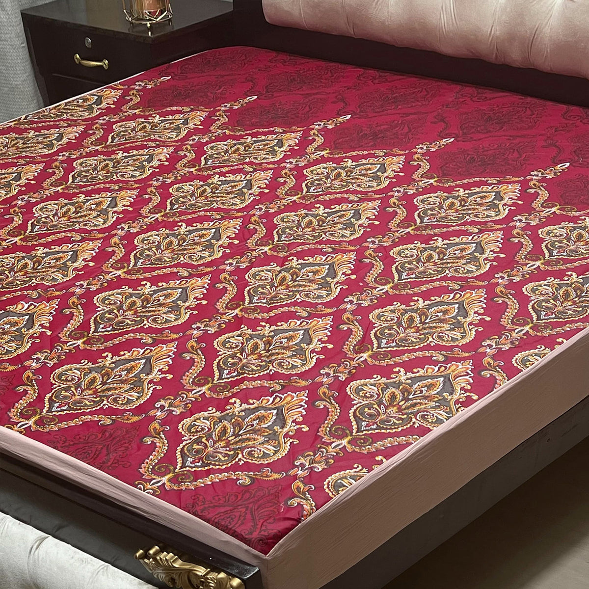 1-Piece Printed Water Proof Mattress Cover - (72 * 78 Inch (6 * 6.5) - King